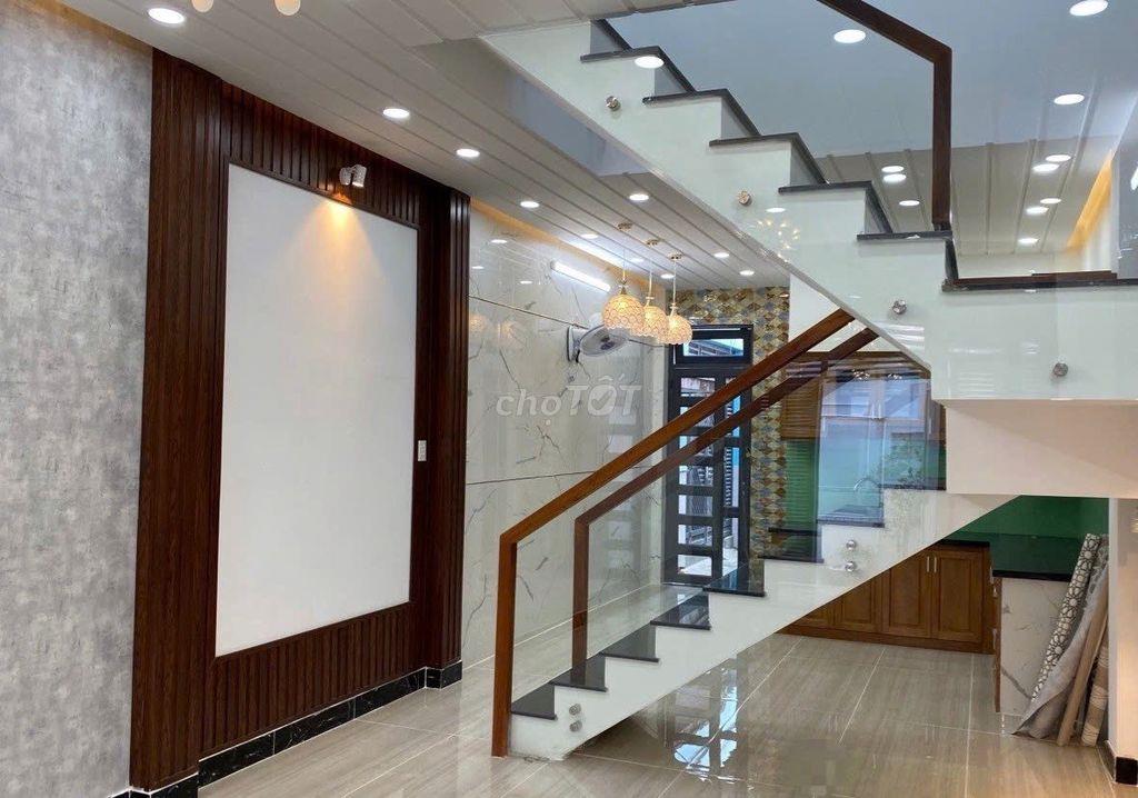 Cho thuê nhà HXH 163/6B Tô Hiến Thành, P. 15, Q.10 gần Sư Vạn Hạnh.
