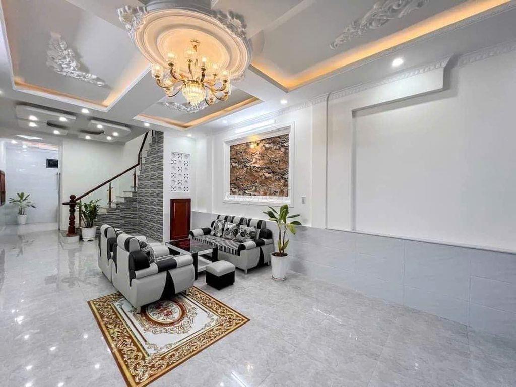 Cho thuê nhà MT 181A Nhật Tảo, Phường 8, Quận 10 thông ra Ngô Quyền