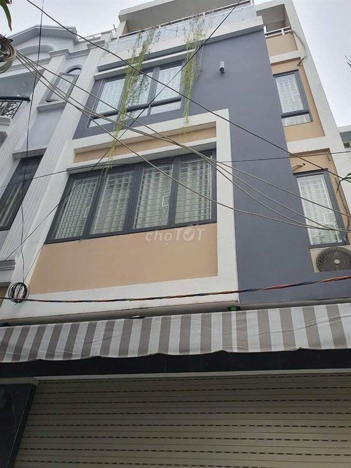 Cho thuê nhà MT 28A Bàu Cát 3 Phường 14, Q. Tân Bình. 