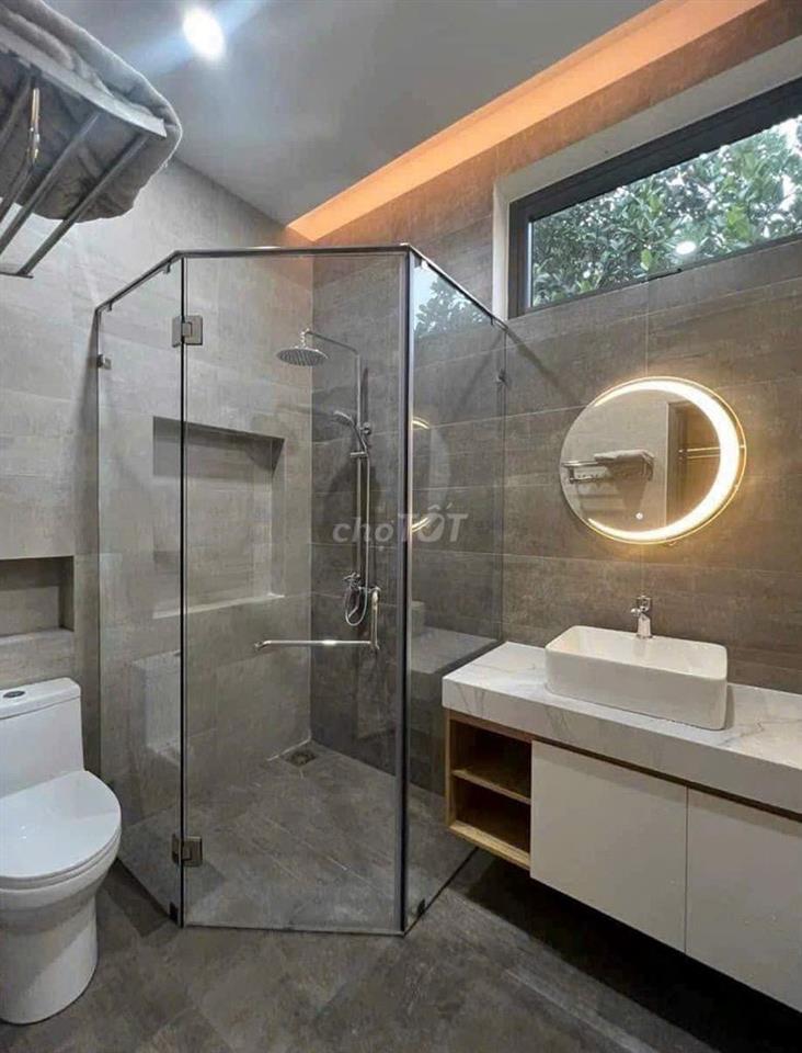 Cần cho thuê nhà MT 38A Cửu Long, Phường 15, Quận 10 