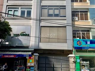 Cho thuê nhà MT 450B Phan Xích Long, Phường 2, Q. Phú Nhuận 