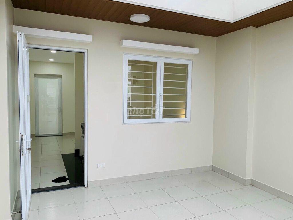 Cho thuê nhà HXH 489/3B Huỳnh Văn Bánh, P. 13, Q. Phú Nhuận