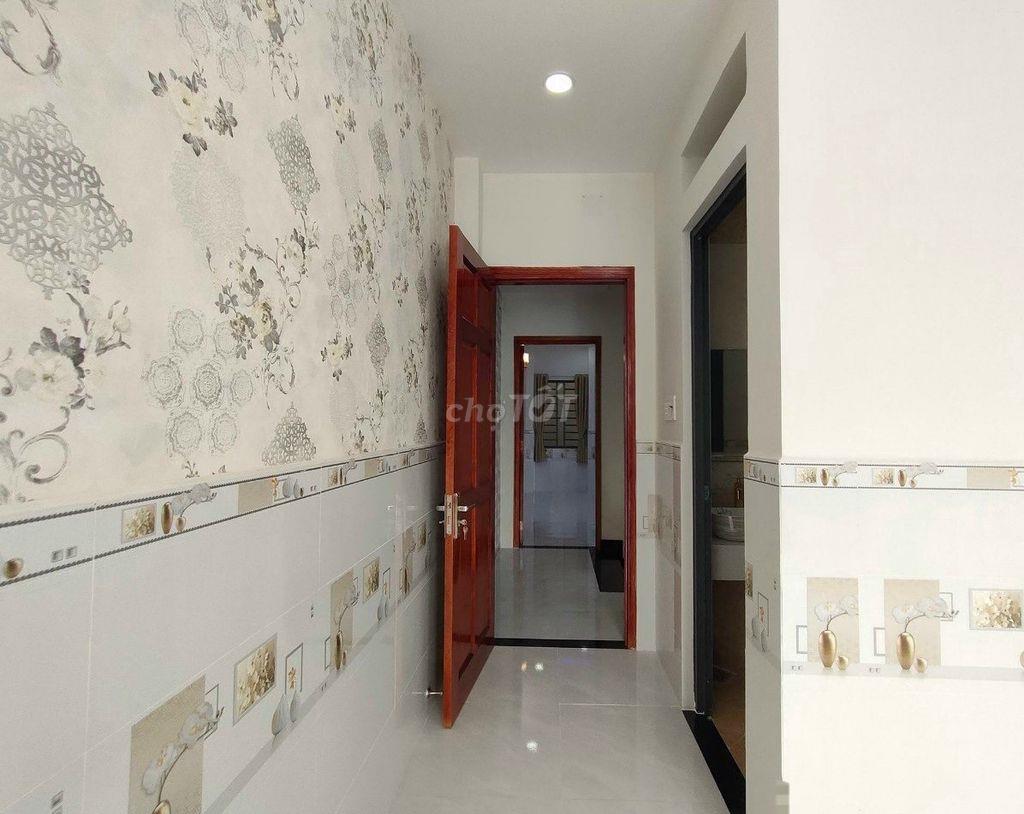 Cho thuê nhà HXT 134/6P Thành Thái, P.14, Quận 10