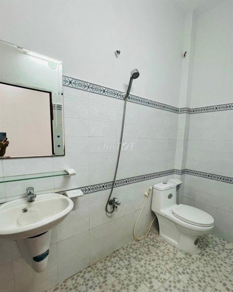 Cho thuê nhà góc 2MT 354/6A Lý Thường Kiệt, Phường 14, Quận 10