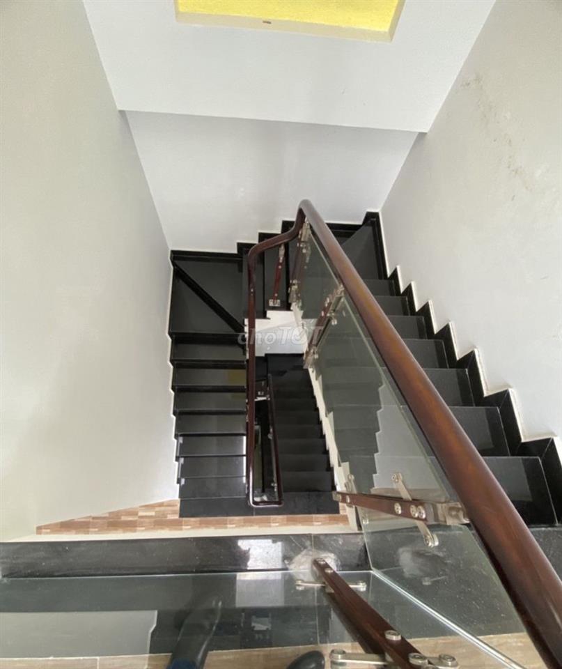 Cho thuê nhà HXH 453/6A Lê Văn Sỹ thông Huỳnh Văn Bánh - Trường Sa,