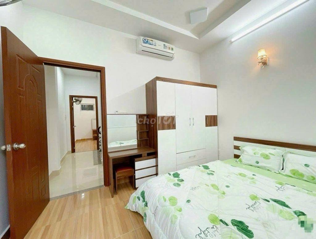 Cho thuê nhà 327/3B Võ Văn Tần - CMT8, Phường 5, Quận 3