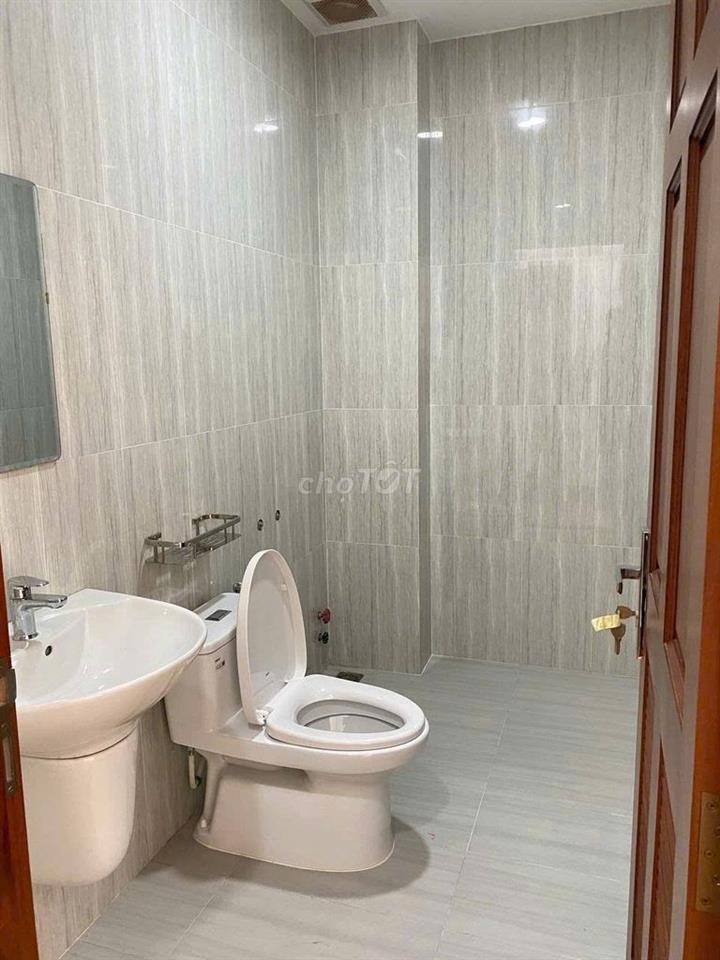 Cần cho thuê nhà MT 38A Hoàng Hoa Thám, Phường 13, Q.Tân Bình