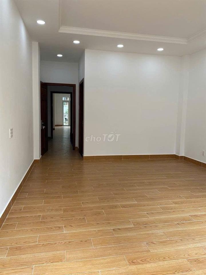 Cho thuê nhà MT 145B Nguyễn Đình Chính, Phường 11, Quận Phú Nhuận