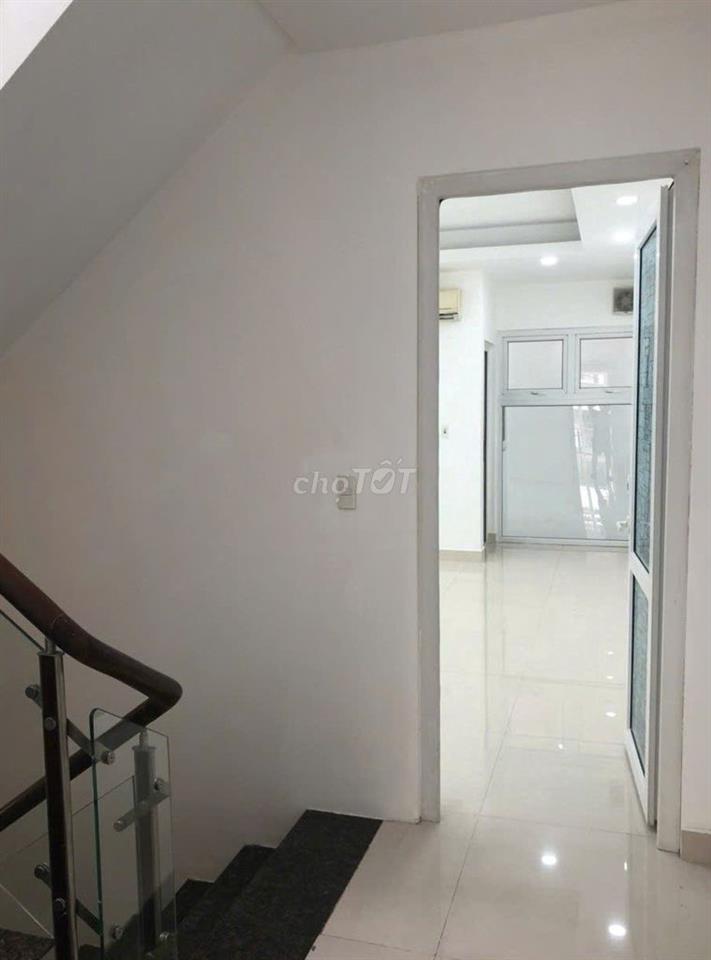 Cho thuê nhà HXT 433/2A Sư Vạn Hạnh, Phường 12, Quận 10 