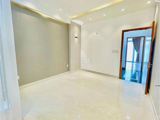 Cho thuê nhà HXH 212B/6A Nguyễn Trãi P.Nguyễn Cư Trinh, Quận 1.