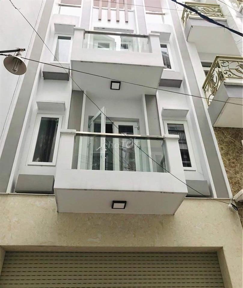 Cần cho thuê nhà MT 27A Trần Nhật Duật P. Tân Định, Quận 1.