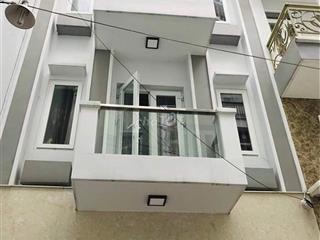 Cần cho thuê nhà MT 27A Trần Nhật Duật P. Tân Định, Quận 1.