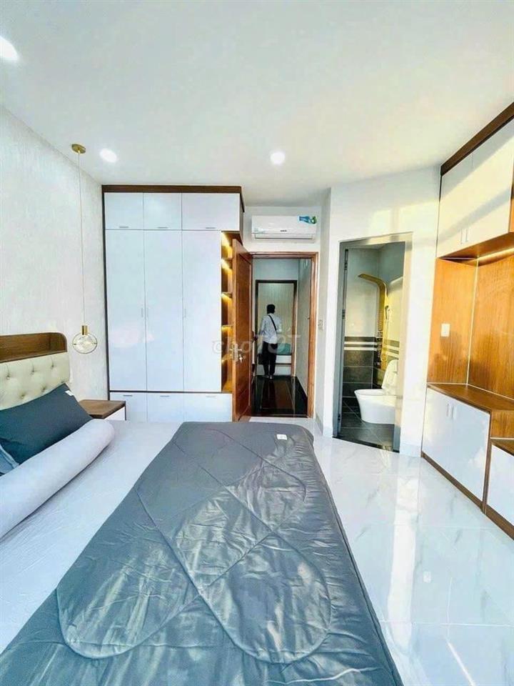 Cho thuê nhà MT 597A Lê Hồng Phong, Phường 10, Quận 10