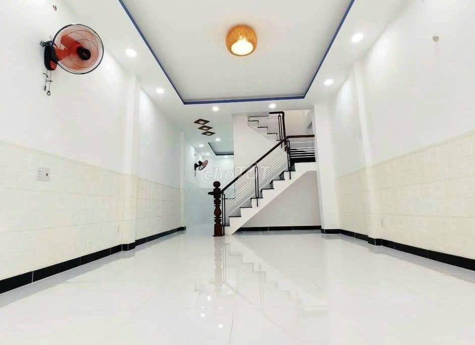 Cho thuê nhà MT 250B Nguyễn Trọng Tuyển, Phường 8, Quận Phú Nhuận