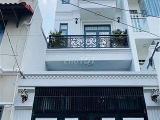 Cho thuê nhà MT 250B Nguyễn Trọng Tuyển, Phường 8, Quận Phú Nhuận