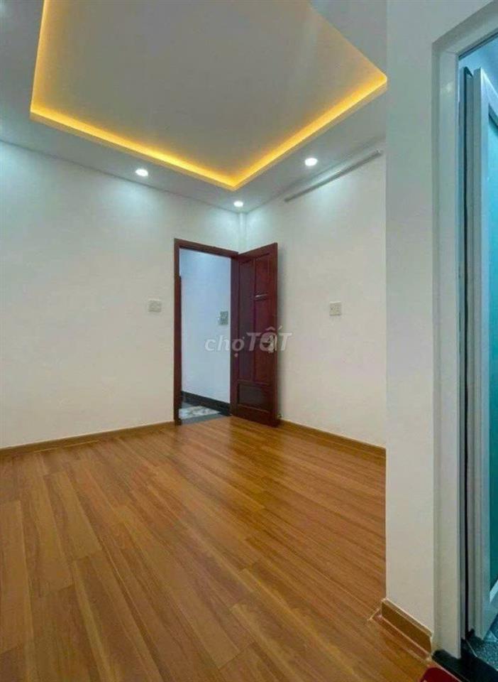 Cho thuê nhà HXH 456/3A Cao Thắng thông ra Lê Hồng Phong P12 Q10
