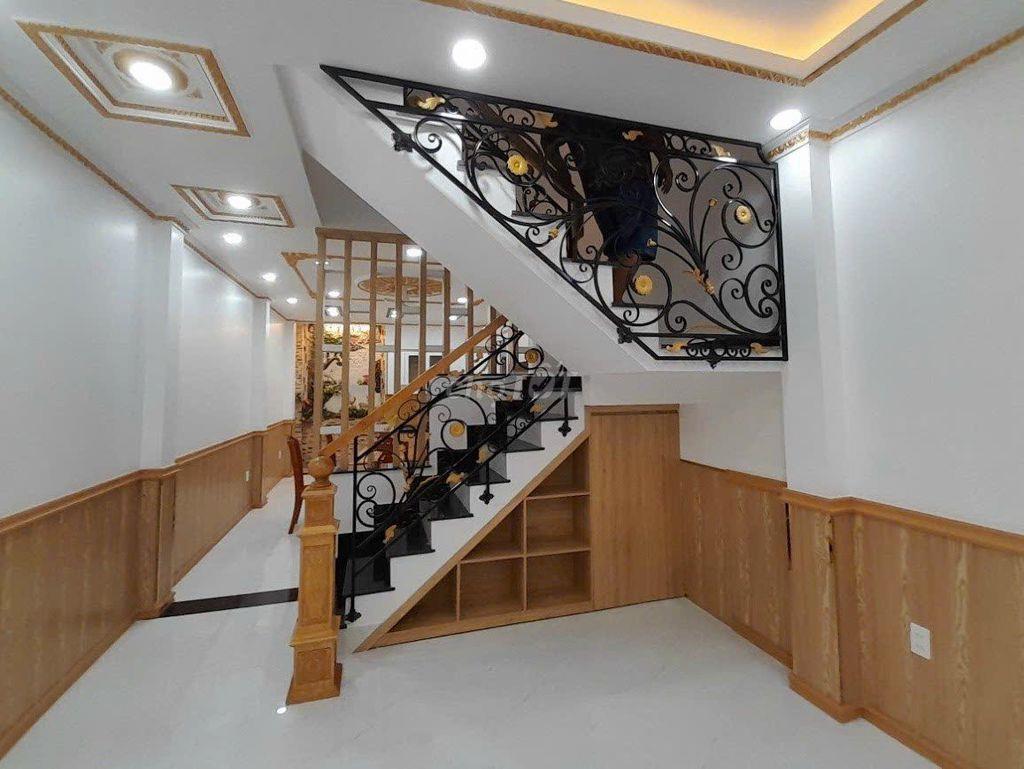 Cho thuê nhà HXH 115/3B Trần Quốc Thảo Phường 8, Quận 3
