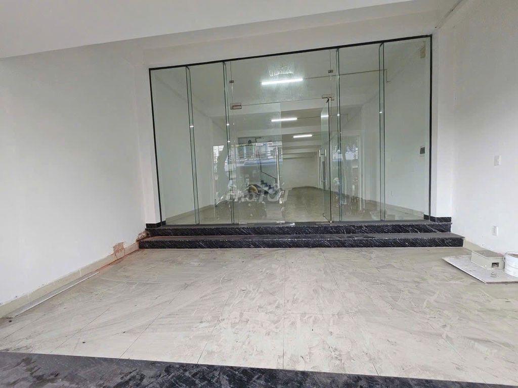 NHÀ MỚI PHỐ ẨM THỰC! 101D Phan Xích Long, Q.Phú Nhuận. DTSD 500m2