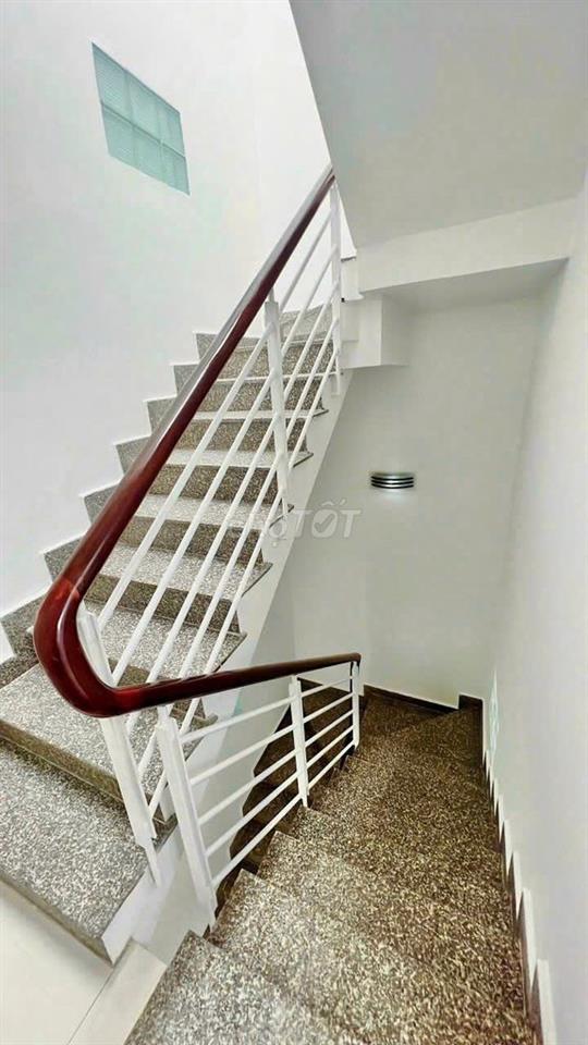 NHÀ VIP LÊ VĂN SỸ , 339/3C Lê Văn Sỹ, Phường 13, Quận 3