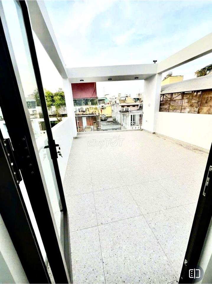 CỰC HOT!! Cho thuê nhà Trần Quang Diệu, Q3. DTSD 400m2