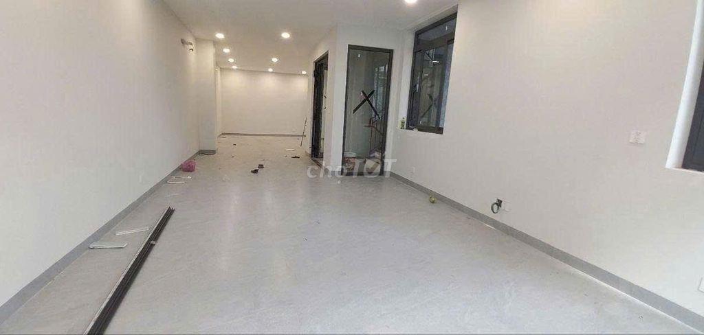 HOT HOT !! Cho thuê 50C Lam Sơn, Q.Tân Bình. DTSD 400m2
