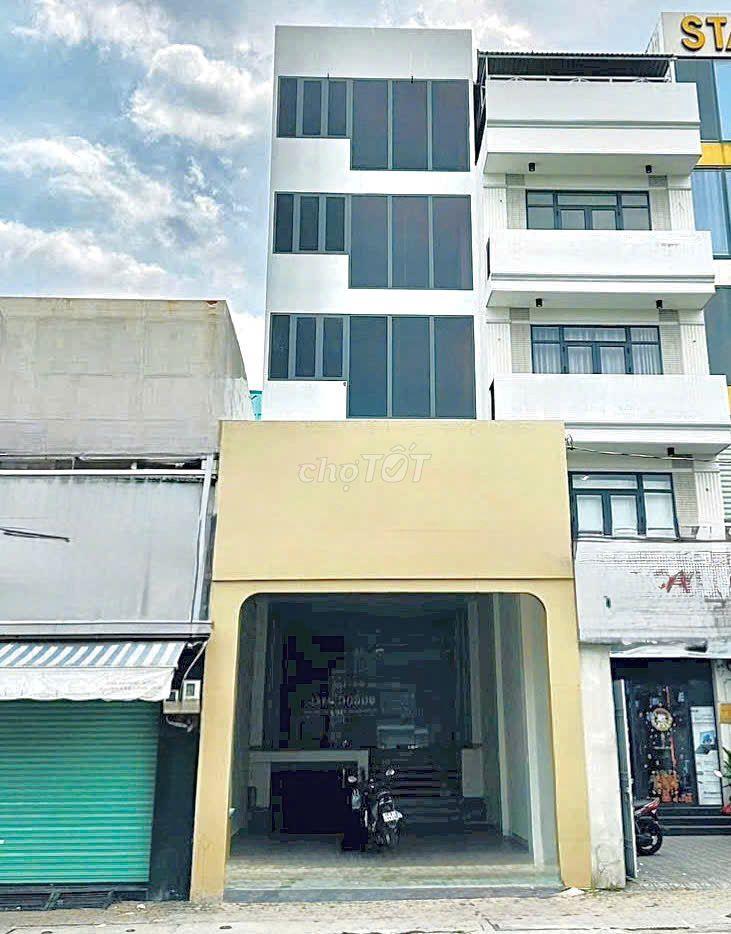 Nhà Mới!! 99C Nguyễn Minh Hoàng, Q. Tân Bình. 5x20m, DTSD 400m2