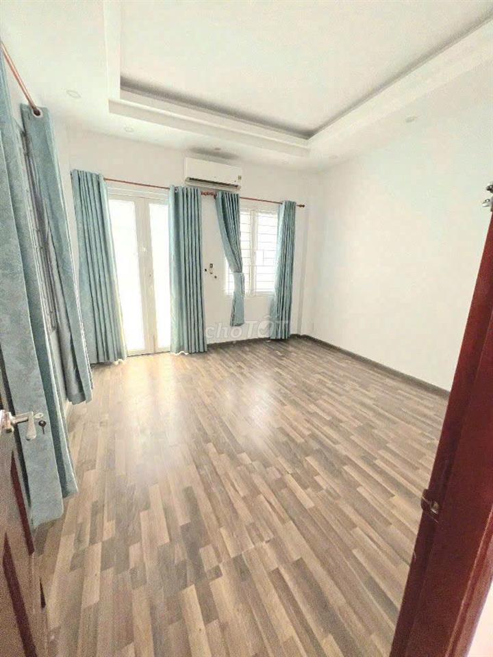 NHÀ ĐẸP QUẬN 3! 290D Nam Kỳ Khởi Nghĩa , DTSD 400M2 , MỚI 100%