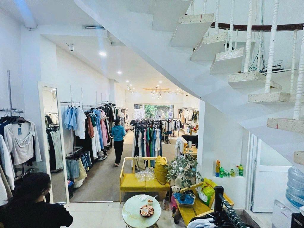 HÀNG HIẾM PHÚ NHUẬN, 225/5C Nguyễn Trọng Tuyển, Nhà mới , DTSD 400m2