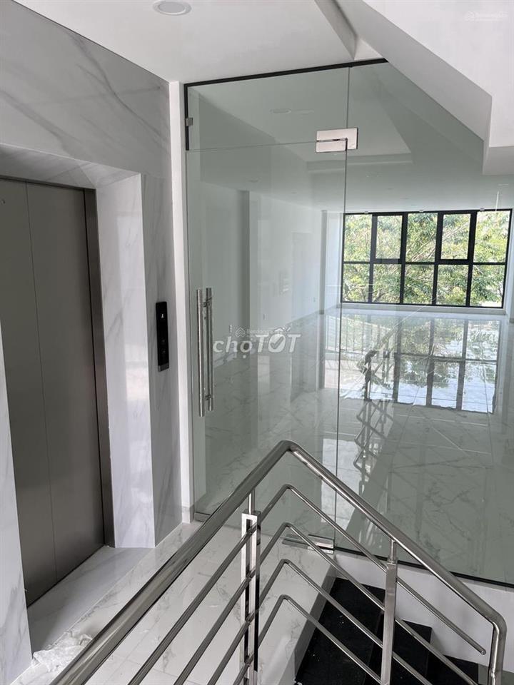 👉 SIÊU PHẨM MT CÙ LAO_Q.PN_8x18m_HẦM TRỆT 3 LẦU, THANG MÁY.