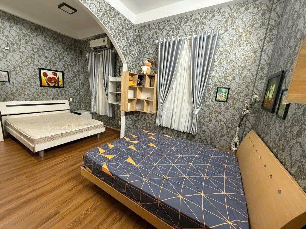 🚗 Cho Thuê Nhà HXH Nguyễn Trọng Tuyển_Q.PN_8x20m_Trệt 3 Lầu