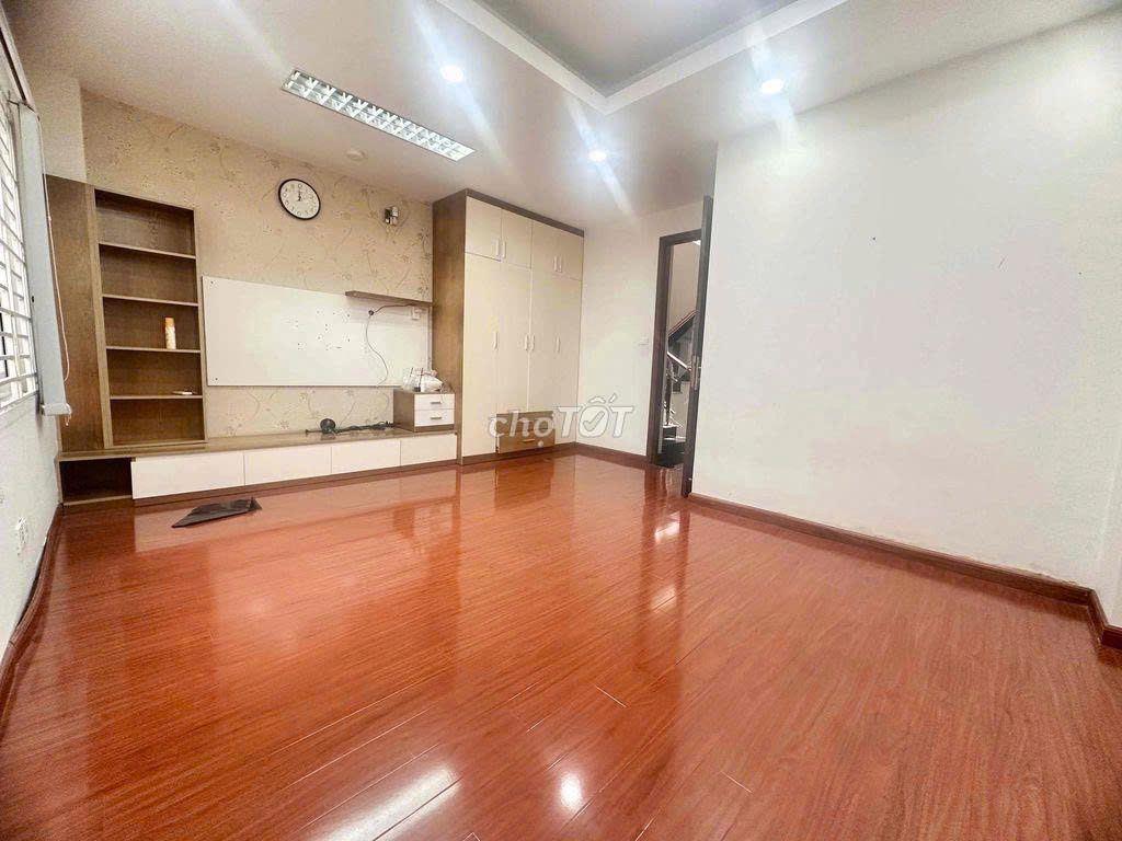 💯 Nhà Mới MT Đặng Văn Ngữ_6x20m_Trệt 3 Lầu, Máy Lạnh, Nội Thất CB.