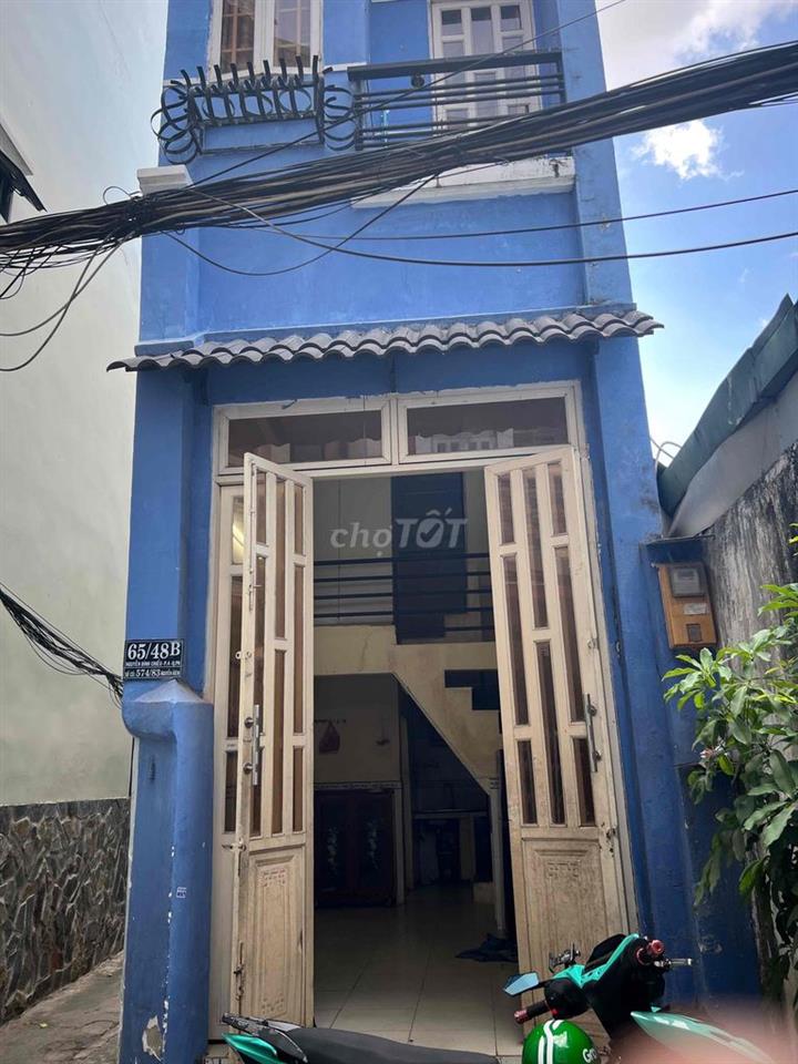 cho thuê nhà nguyên căn 1 trệt 1 gác lửng 1 lầu