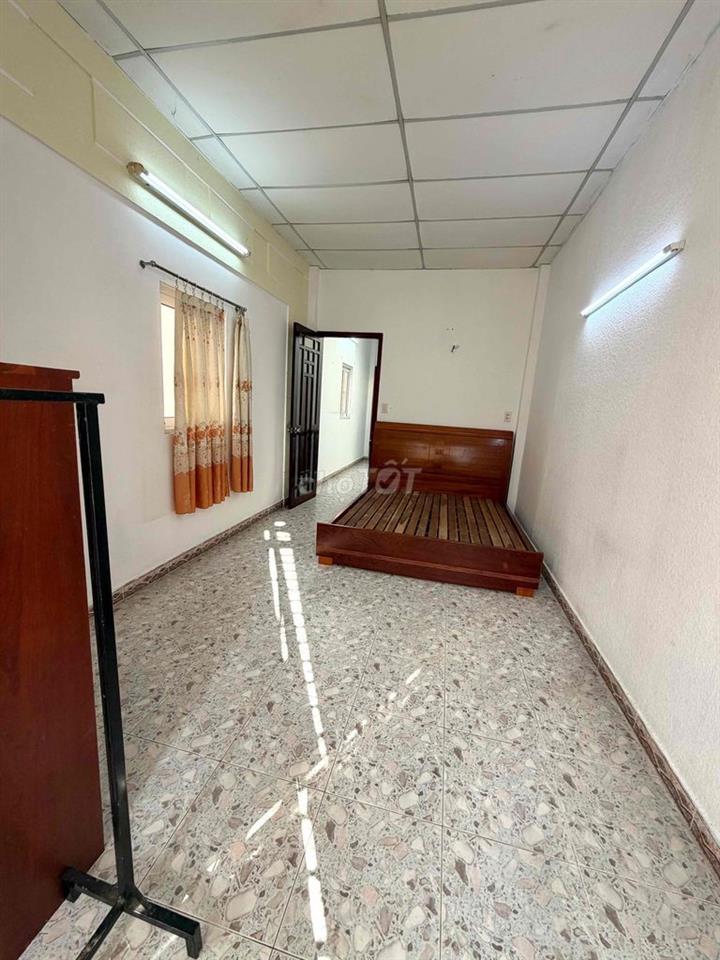 cho thuê nhà hẻm xe hơi huỳnh văn bánh gần đặng văn ngữ lê văn sỹ