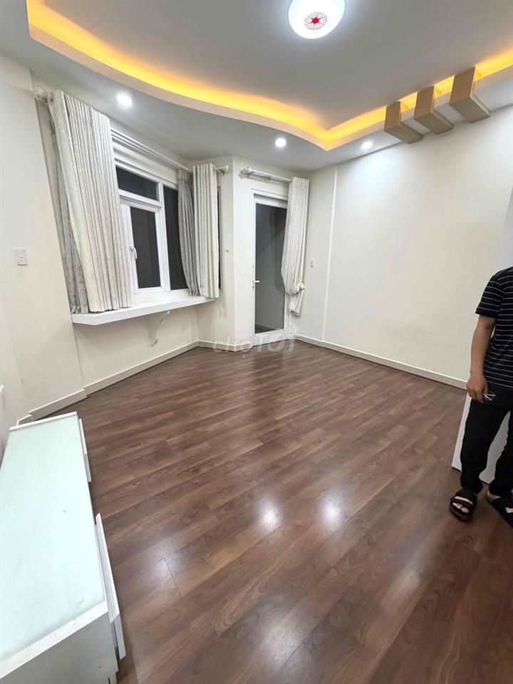 cho thuê nhà hẻm xe hơi đoàn thị điểm nhà mới có nội thất cơ bản