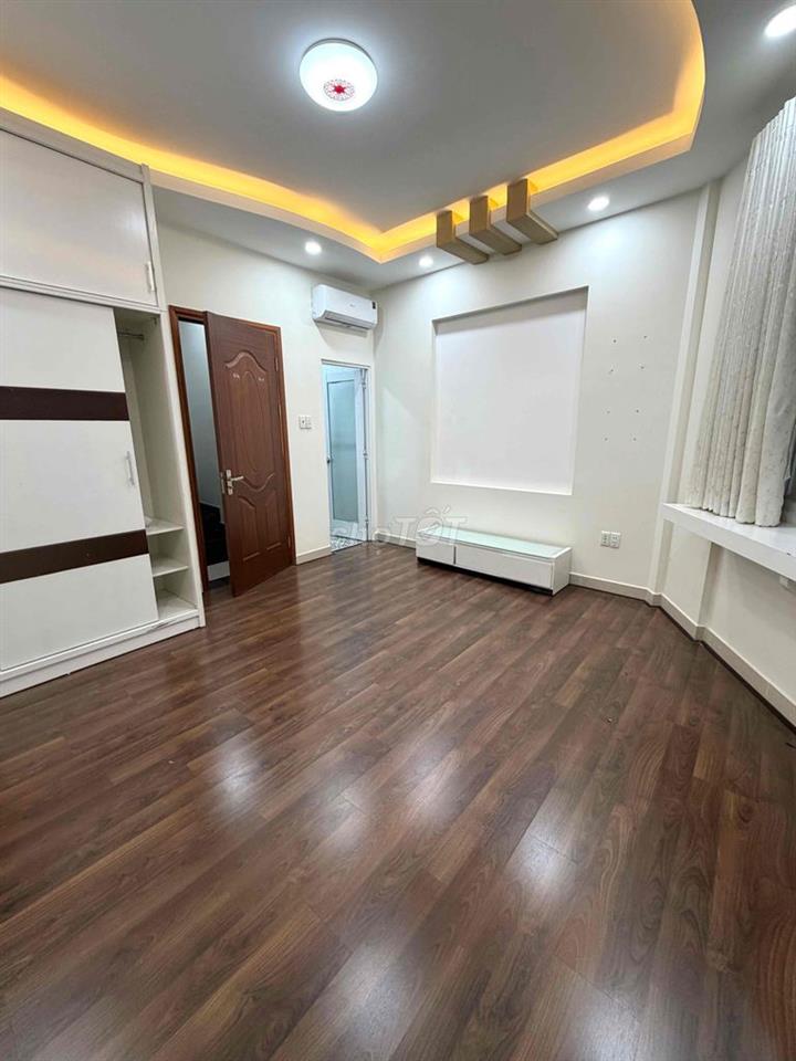 cho thuê nhà hẻm xe hơi đoàn thị điểm nhà mới có nội thất cơ bản