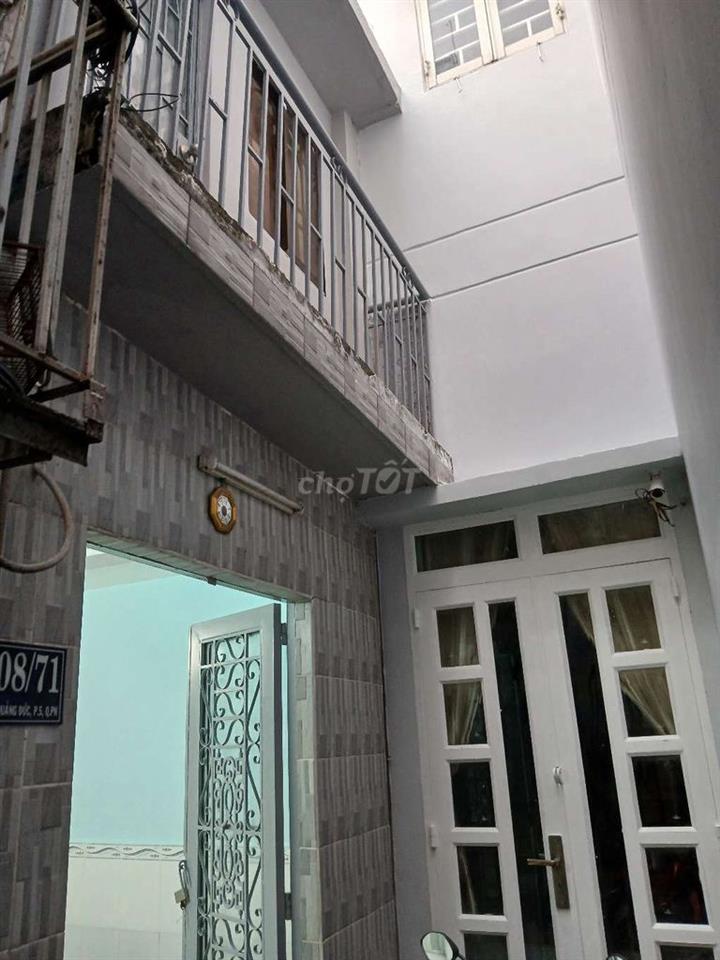 Nhà 1 trệt 1 lầu sạch sẽ cho thuê