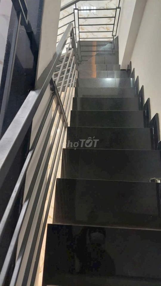 MBKD (43m2)+ 2p ngủ đường Cô Giang-P.Cầu Kiệu -giá 14,5tr/th  
