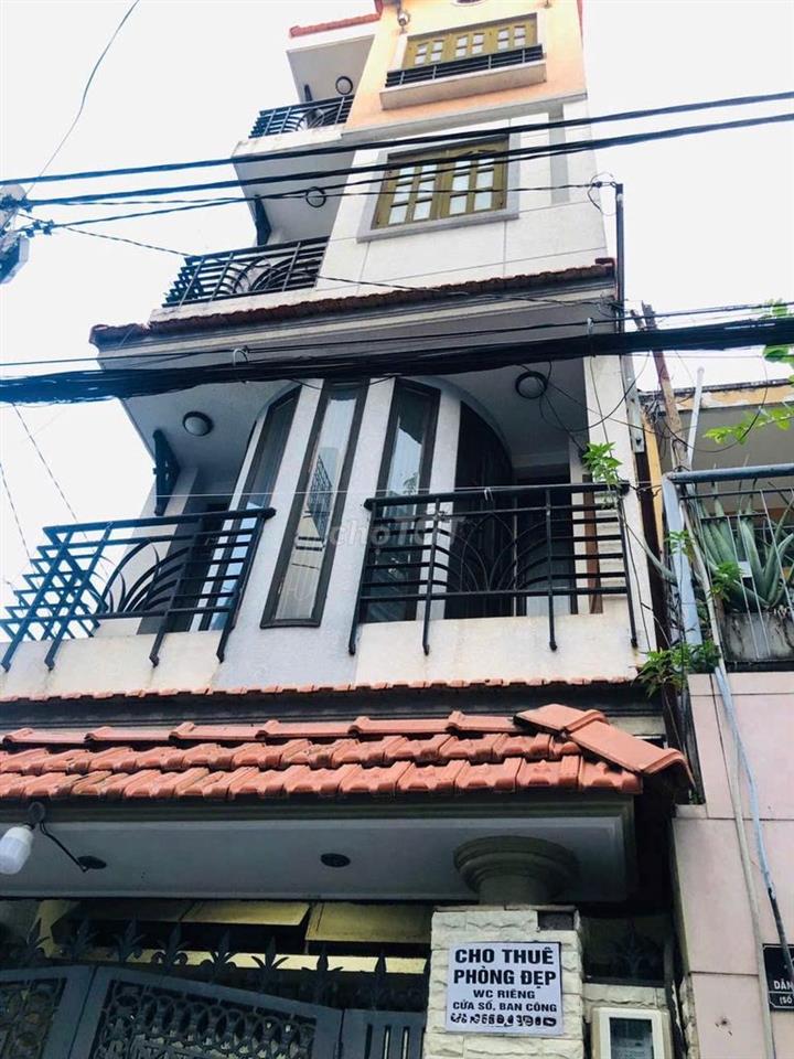 CHO THUÊ PHÒNG 40M2 SÁT BẮC HẢI-CV LÊ THỊ RIÊNG, 3 CỬA SỔ KHÁ THOÁNG
