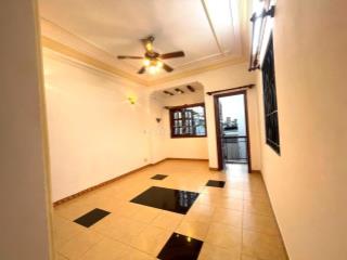 CHO THUÊ PHÒNG 40M2 SÁT BẮC HẢI-CV LÊ THỊ RIÊNG, 3 CỬA SỔ KHÁ THOÁNG