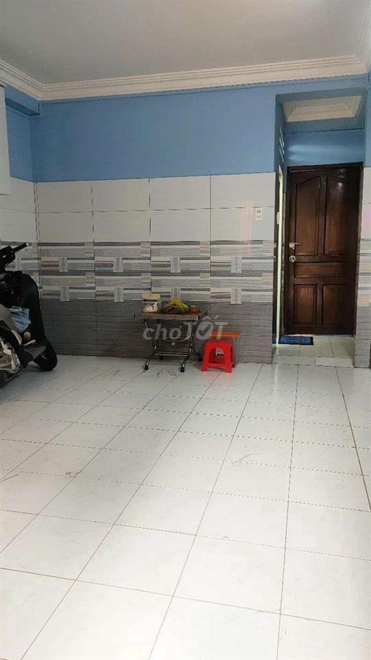 Nhà cho thuê giá 5,5tr Phan Xích Long