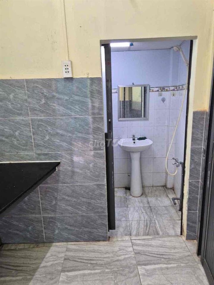 nhà nguyên căn chính chủ cho thuê