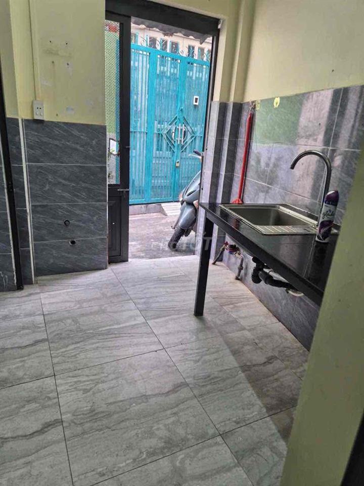 nhà nguyên căn chính chủ cho thuê