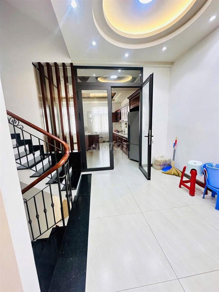 Cho thuê nhà mới 339/8B Nguyễn Thái Bình, Phường 12, Quận Tân Bình 