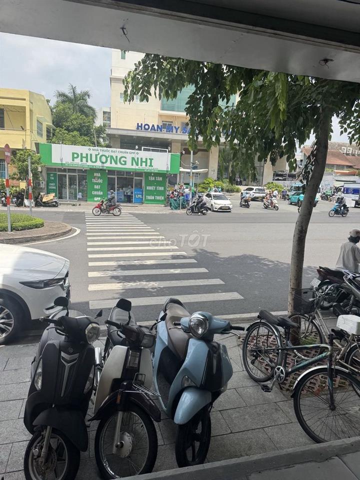 Cho thuê nhà nguyên căn mặt tiền đường Phan Xích Long
