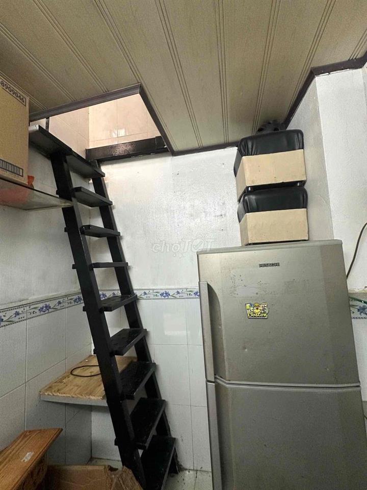 Cho thuê nhà nguyên căn nhỏ 2 tầng, hẻm 185 Phan Đình Phùng giá 2,5tr
