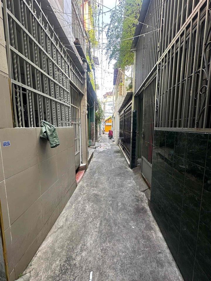 Cho thuê nhà nguyên căn nhỏ 2 tầng, hẻm 185 Phan Đình Phùng giá 2,5tr