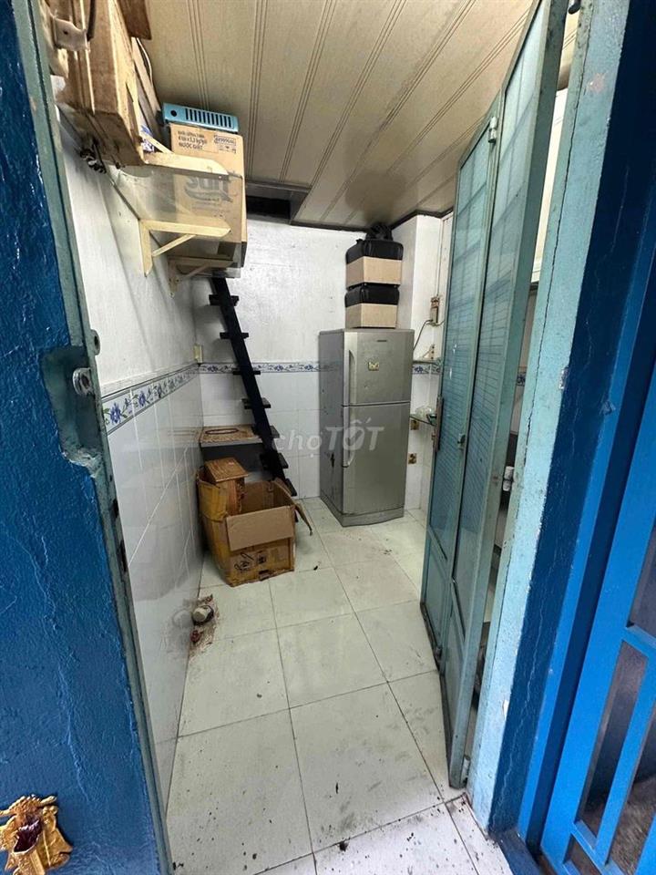 Cho thuê nhà nguyên căn nhỏ 2 tầng, hẻm 185 Phan Đình Phùng giá 2,5tr