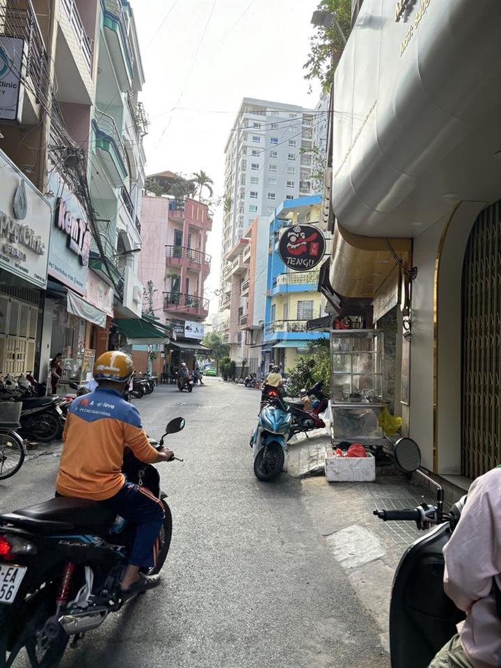 CHO THUÊ MB TẦNG TRỆT, LẦU 1, LẦU 2 SỐ 10 HOA CAU, Q. PHÚ NHUẬN