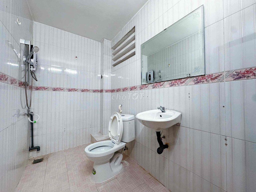 1PN FULL NỘI THẤT BAN CÔNG - NGAY CƯ XÁ BẮC HẢI, TRUNG TÂM Q.10