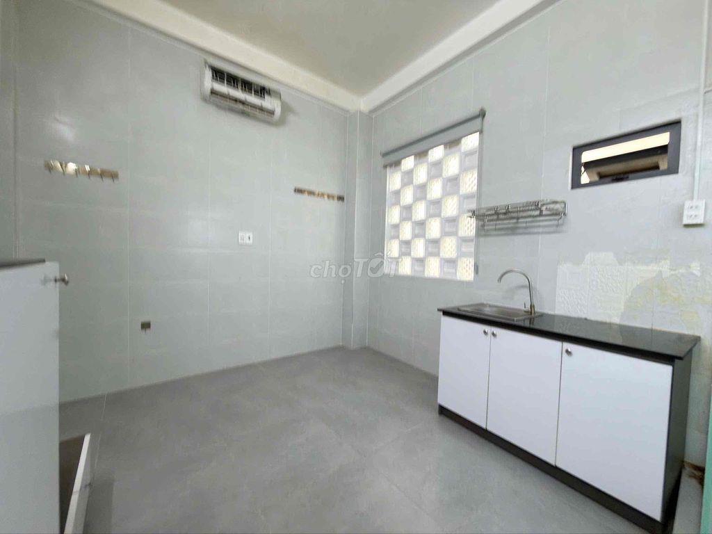 Căn Hộ DUPLEX Quận 10 -CỬA SỔ GIÁ SINH VIÊN , Ngay  ĐH HUFLIT -KINH TẾ
